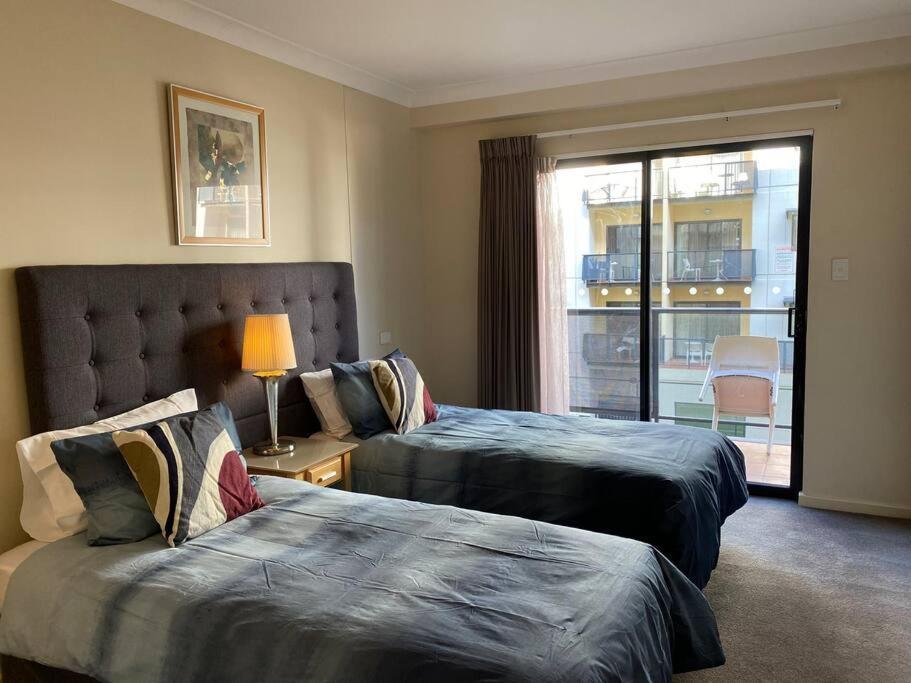 Riverside View Parking Netflix Wifi Wine Free Perth